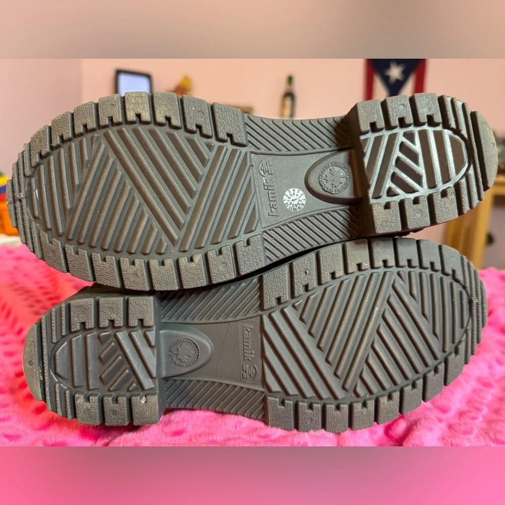 NWOT Kamik Avelle Boot
